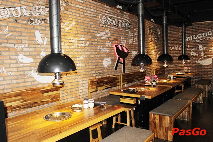 Nhà hàng GoGi House Vincom Lê Văn Việt 13