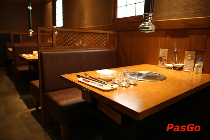 Nhà hàng Hai Con Bò BBQ & Hotpot Nguyễn Duy Trinh 24