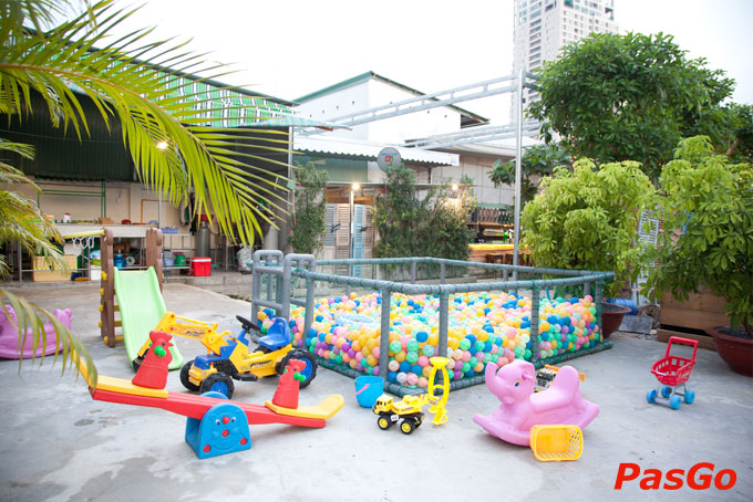 Nhà hàng Hell Bull BBQ N Beer 14