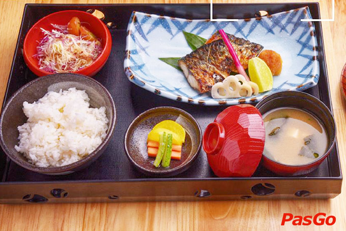 Nhà hàng IKI Sushi Restaurant 13