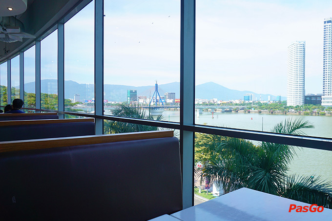 Indochina Food Court Bạch Đằng 23