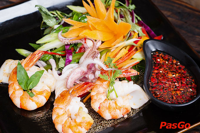 Kool Klub Nguyễn Văn Linh 3