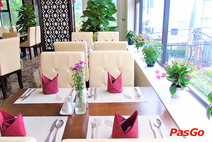 Nhà hàng La Tiato Restaurant Lê Quang Đạo 24