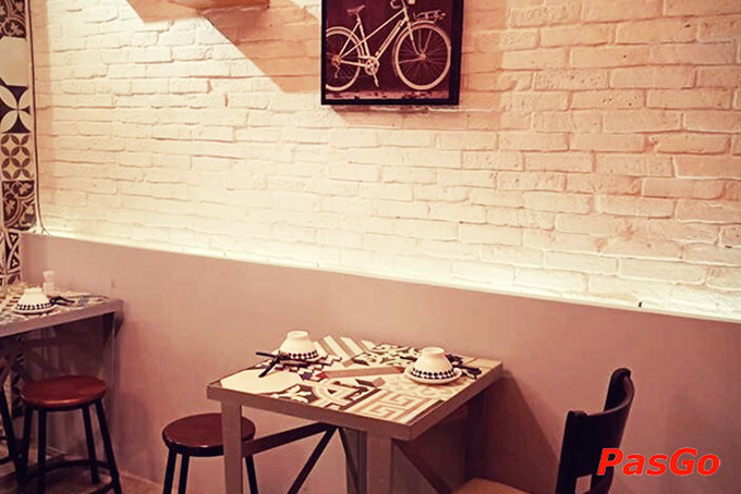 Lửa Restaurant Phạm Ngọc Thạch 5