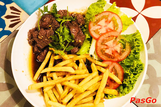 Lửa Restaurant Phạm Ngọc Thạch 8