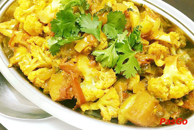 Nhà hàng Maharaja Indian Restaurant 8