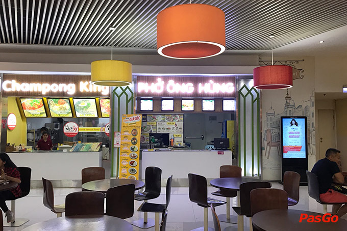 Nhà hàng Món Huế Crescent Mall 15