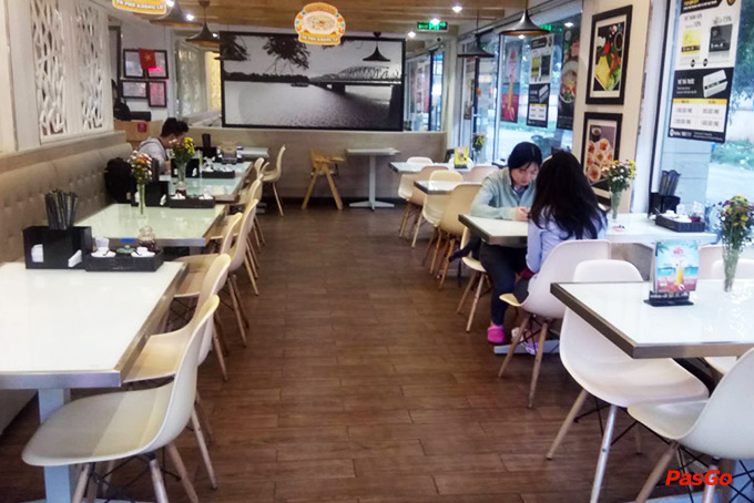 Nhà hàng Món Huế Nguyễn Hữu Thọ 16