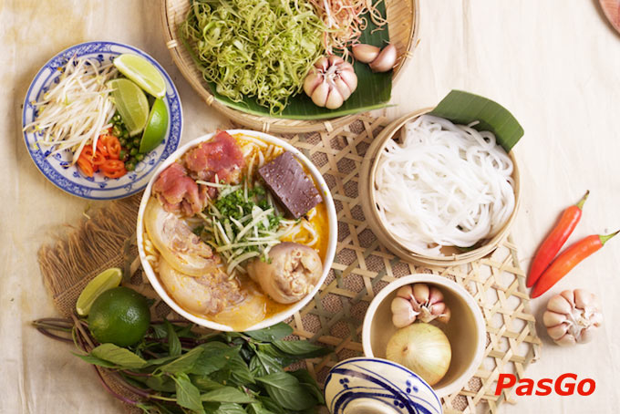 Nhà hàng Ơ Thương Trần Quang Khải 13