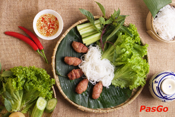 Nhà hàng Ơ Thương Trần Quang Khải 2