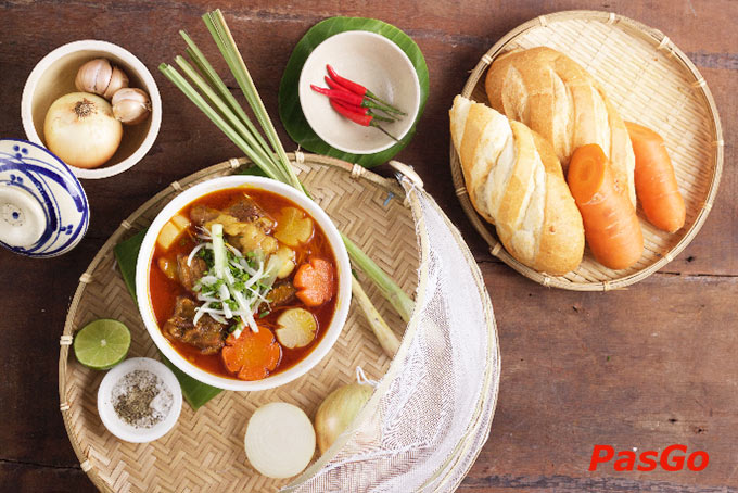 Nhà hàng Ơ Thương Trần Quang Khải 6