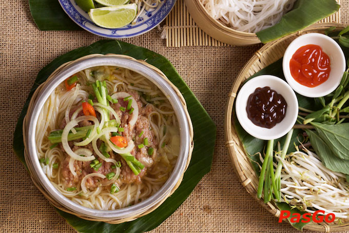 Nhà hàng Ơ Thương Trần Quang Khải 9