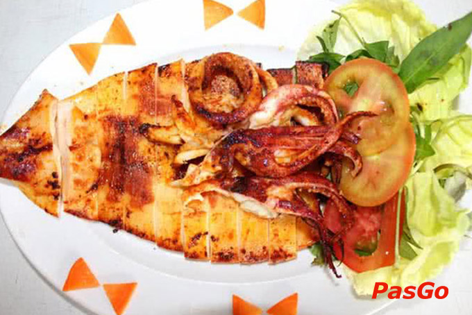 Phố Biển - Nguyễn Tất Thành-5