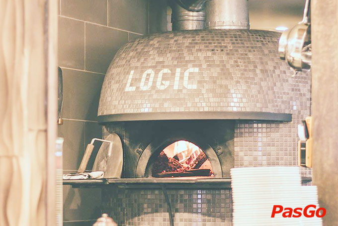 Nhà hàng Pizza Logic Saigon Centre 5
