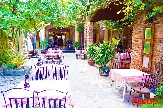 Red Pepper Restaurant Nguyễn Tri Phương 22