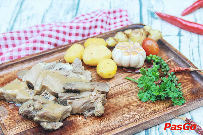 Red Pepper Restaurant Nguyễn Tri Phương 4