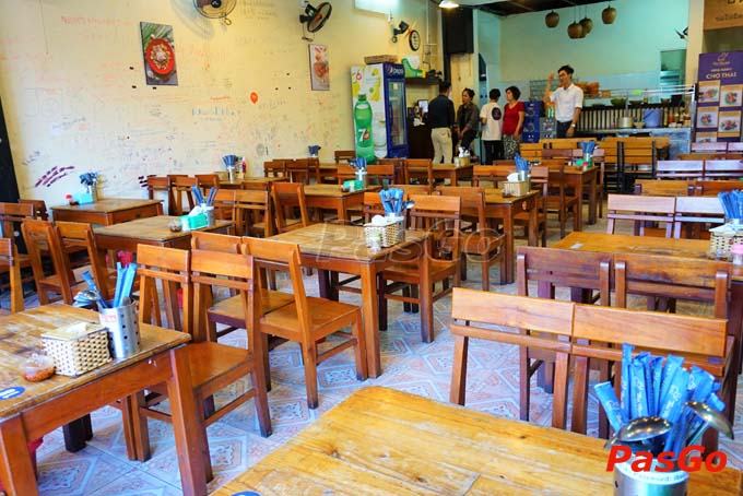 Nhà hàng Thai Market Lê Hồng Phong 12