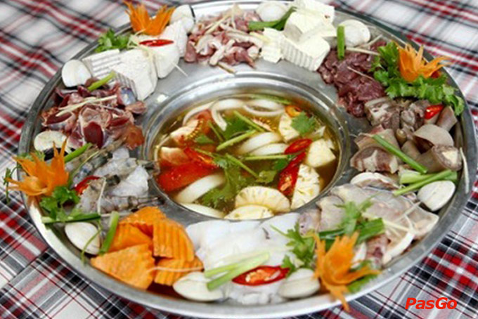 The Authentic Hoian Restaurant Cafe Lê Thanh Nghị 13