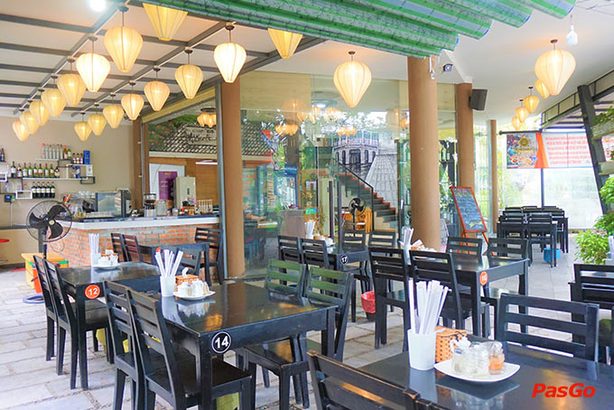 The Authentic Hoian Restaurant Cafe Lê Thanh Nghị 16