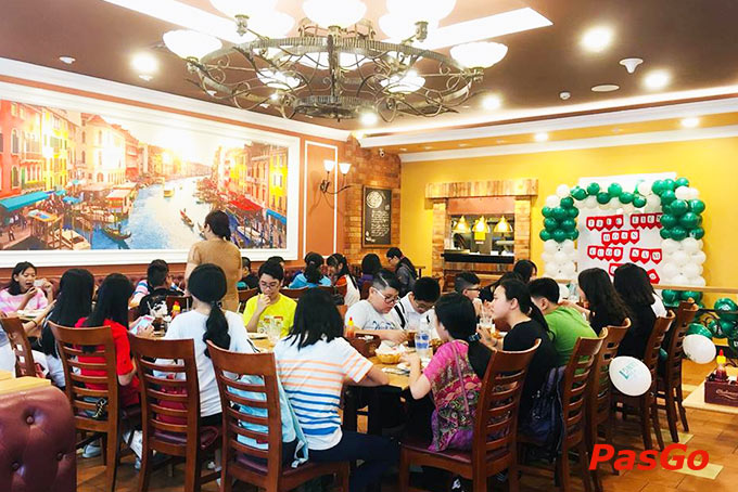 The Pizza Company Vạn Hạnh Mall 13