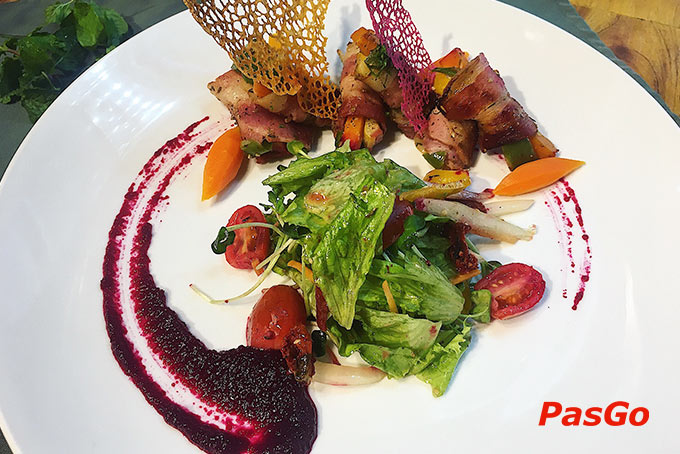 Nhà hàng The Salmon Restaurant Hoàng văn Thụ 14