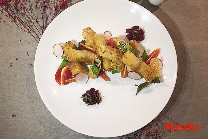 Nhà hàng The Salmon Restaurant Hoàng văn Thụ 18