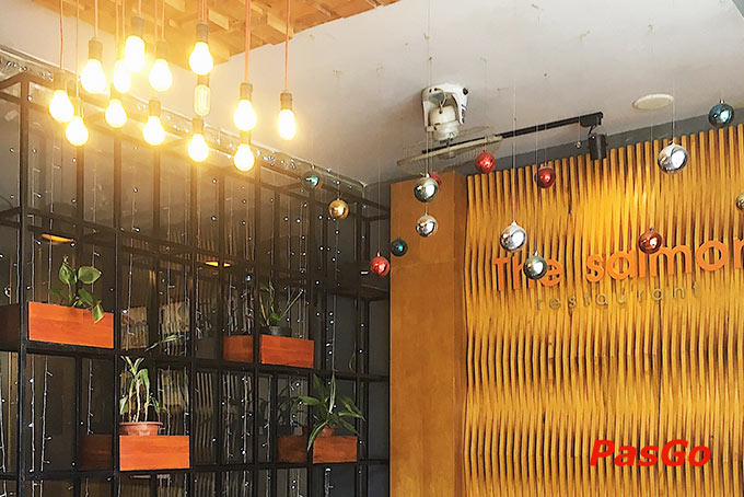 Nhà hàng The Salmon Restaurant Hoàng văn Thụ 22