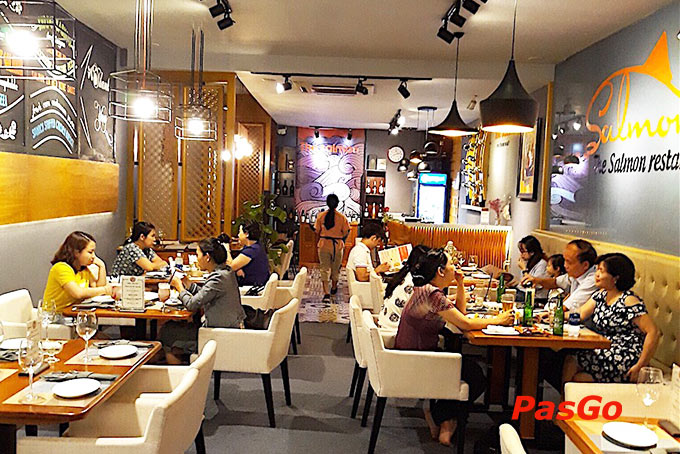 Nhà hàng The Salmon Restaurant Hoàng văn Thụ 24