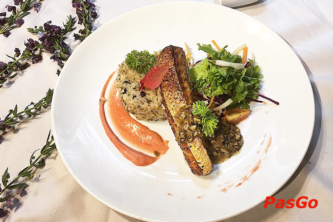 Nhà hàng The Salmon Restaurant Hoàng văn Thụ 9