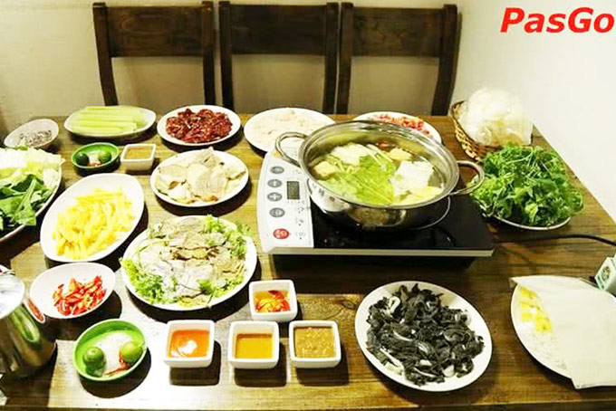 Top những nhà hàng tổ chức liên hoan cuối năm học lý tưởng ở Hà Nội 23