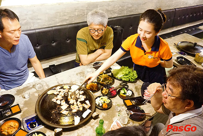 Nhà hàng Too Koong Núi Thành 17