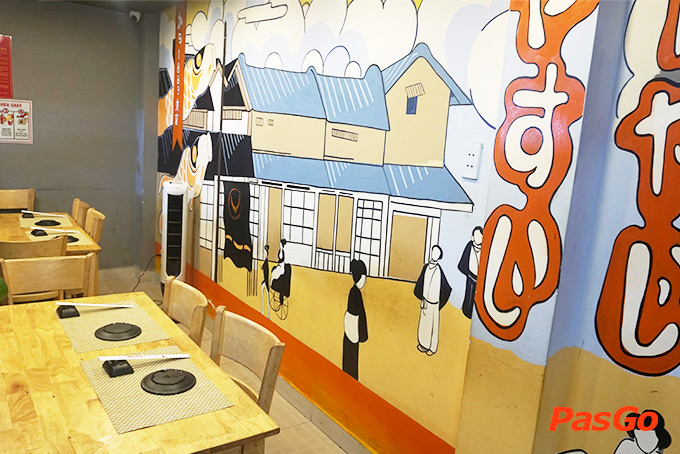 Nhà hàng Uchi Sushi đường 45 14