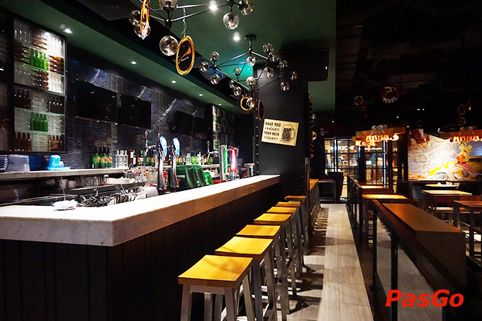 Nhà hàng Vuvuzela Lotte Mart 12