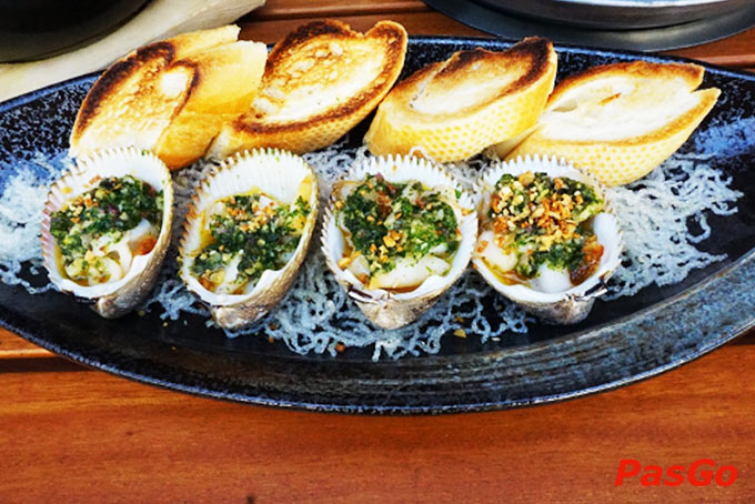 Nhà hàng Vuvuzela Nguyễn Bỉnh Khiêm  12