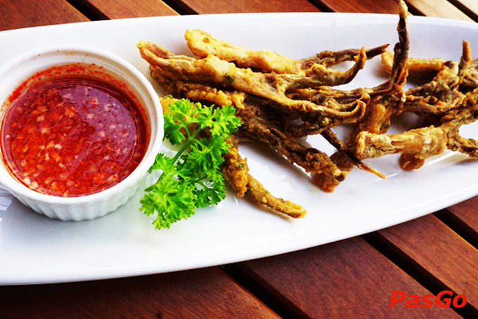 Nhà hàng Vuvuzela Nguyễn Bỉnh Khiêm  15