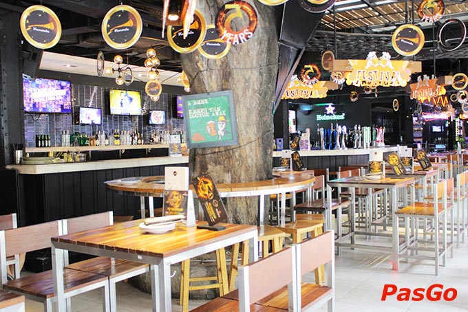 Nhà hàng Vuvuzela Nguyễn Bỉnh Khiêm  2