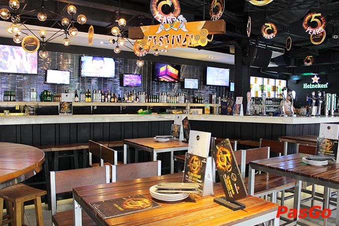 Nhà hàng Vuvuzela Nguyễn Bỉnh Khiêm  3