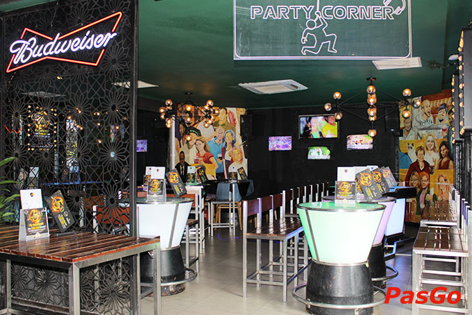 Nhà hàng Vuvuzela Nguyễn Bỉnh Khiêm  5