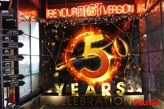 Nhà hàng Vuvuzela Nguyễn Bỉnh Khiêm  8