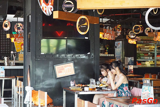 Nhà hàng Vuvuzela SC Vivo City 11