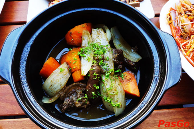 Nhà hàng Vuvuzela Zen Plaza 14