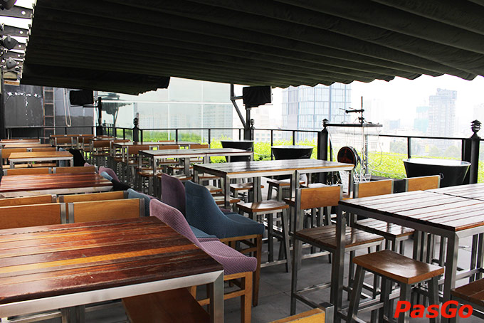 Nhà hàng Vuvuzela Zen Plaza 6