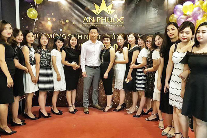 Thác Bạc – Thế Giới Hải Sản và Cá Tố Hữu 21