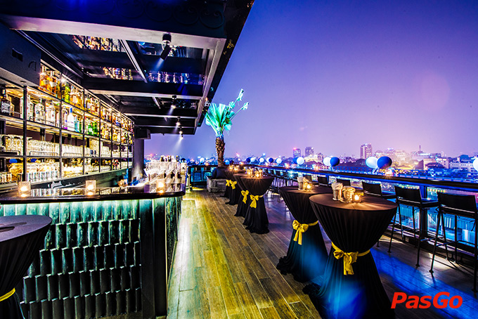 Twilight Sky Bar Cầu Gỗ 1