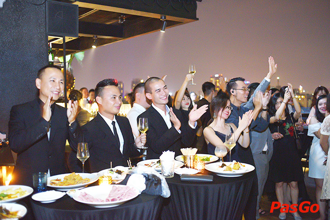 Twilight Sky Bar Cầu Gỗ 5