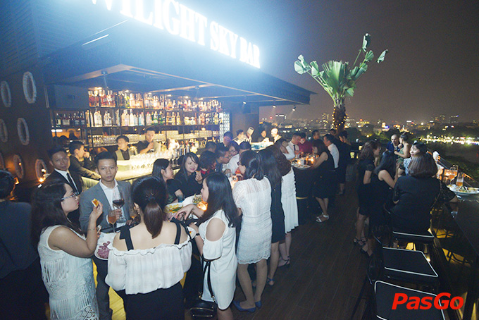 Twilight Sky Bar Cầu Gỗ 6