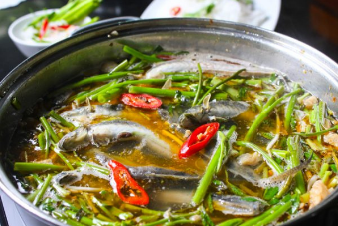 thành phẩm lẩu cá kèo măng chua