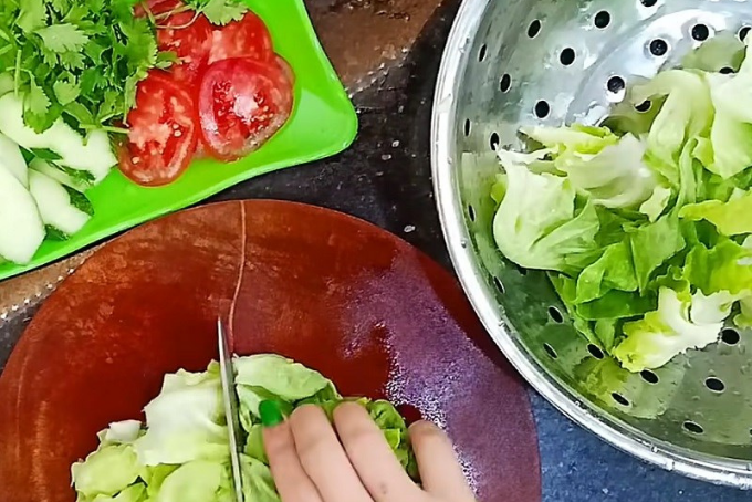 Cách Làm Món Salad trộn dầu mè của Kim Bùi