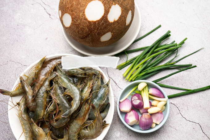 Nguyên liệu làm tôm kho tàu