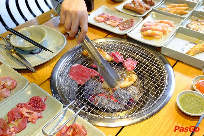 Nhà hàng Cheep Eats – Buffet nướng hải sản Nguyên Hồng 7